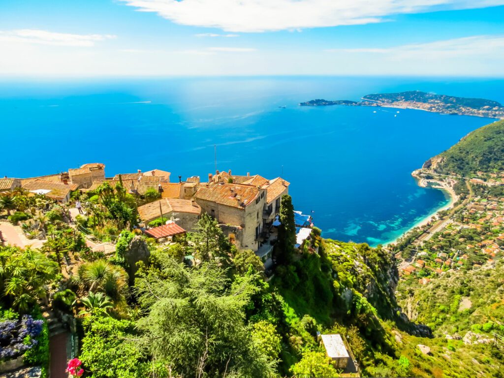Auf der Spitze des Dorfes Eze. Provence, Frankreich