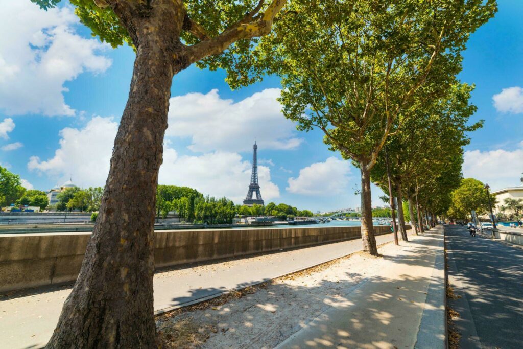 Mit dem Fahrrad an der Seine entlang